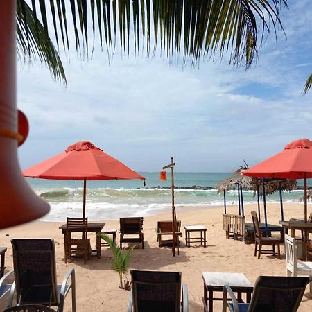 Blue Horizon Beach Hotel Tangalle Eksteriør billede