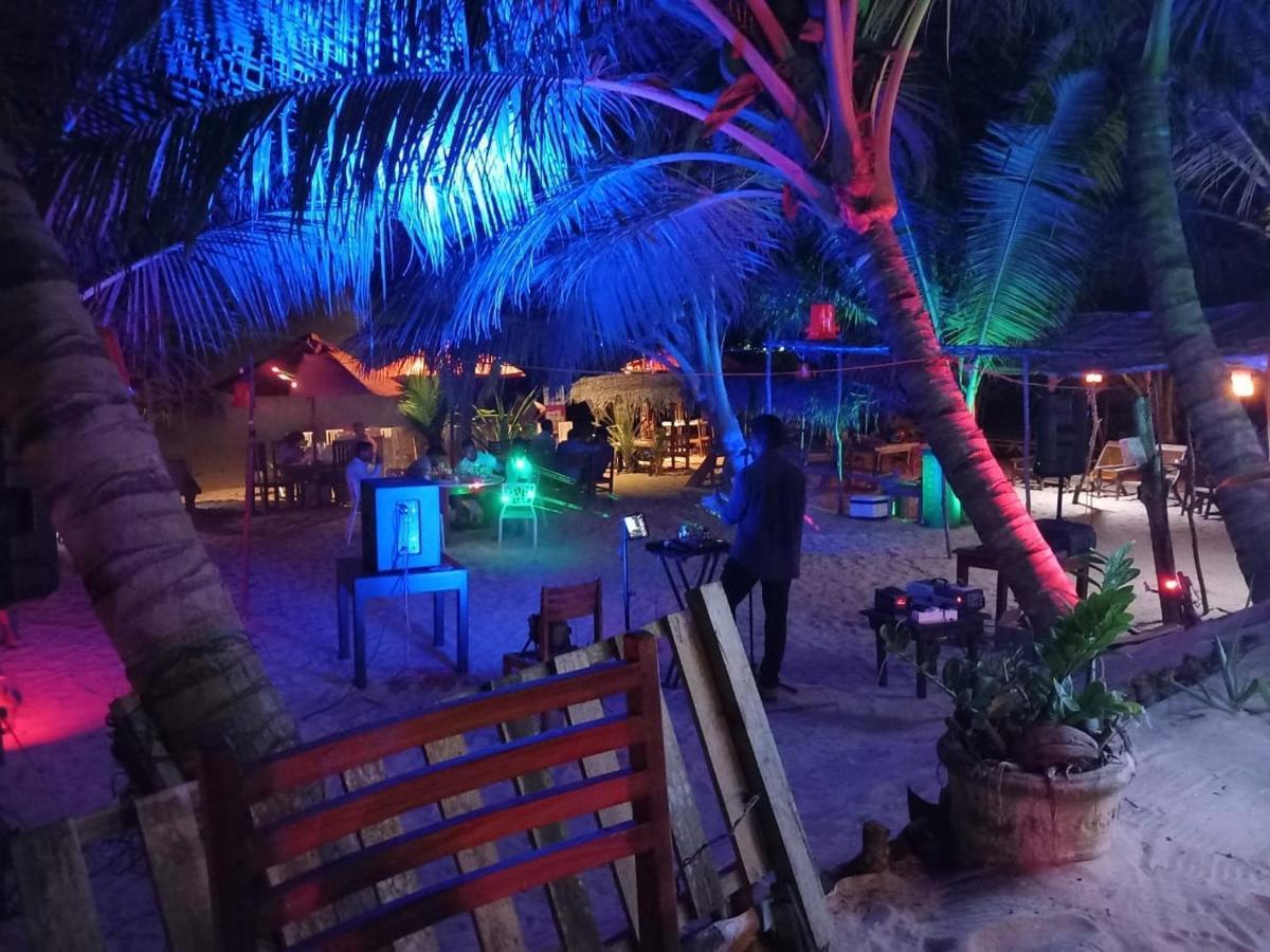 Blue Horizon Beach Hotel Tangalle Eksteriør billede