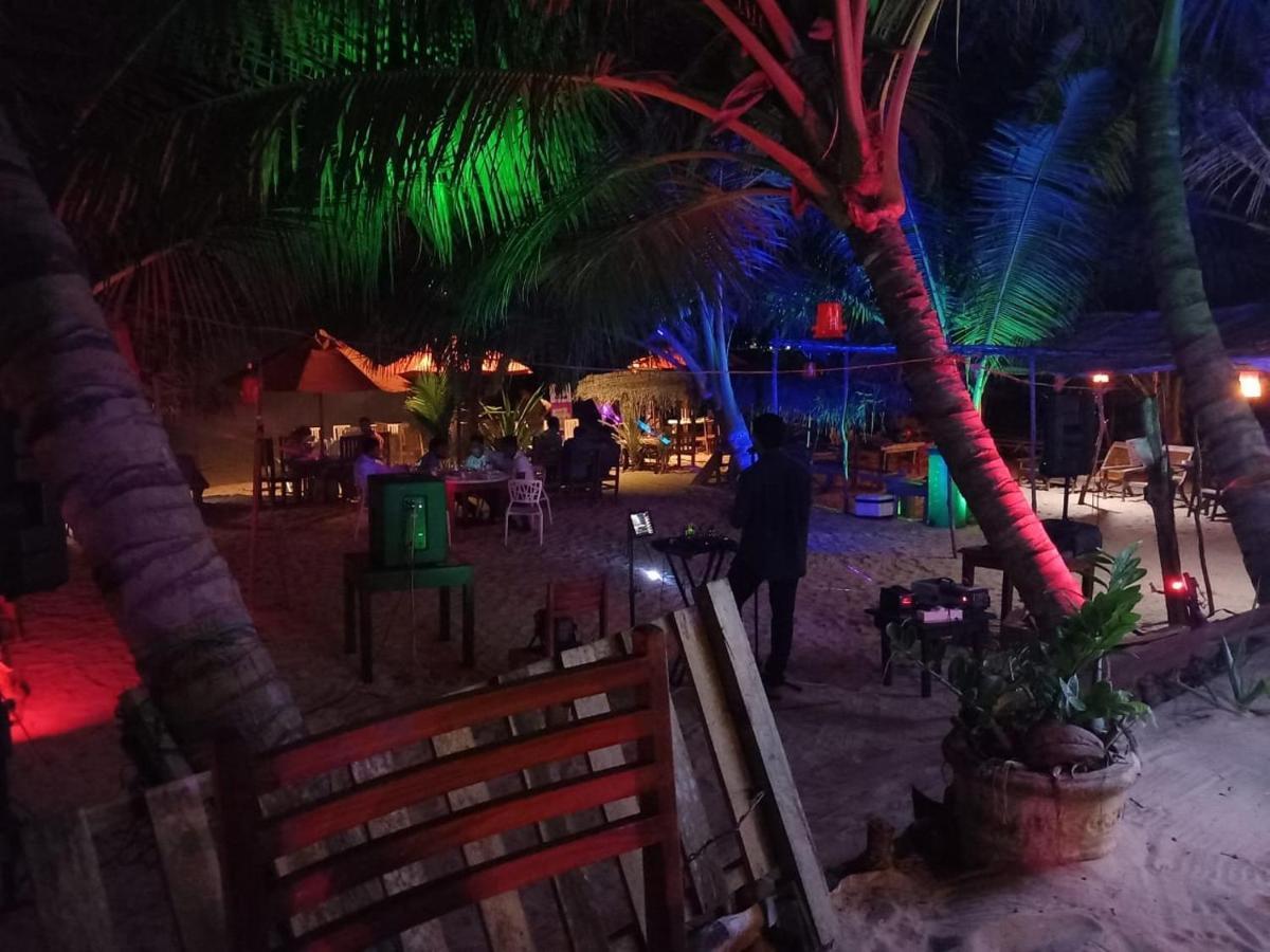 Blue Horizon Beach Hotel Tangalle Eksteriør billede