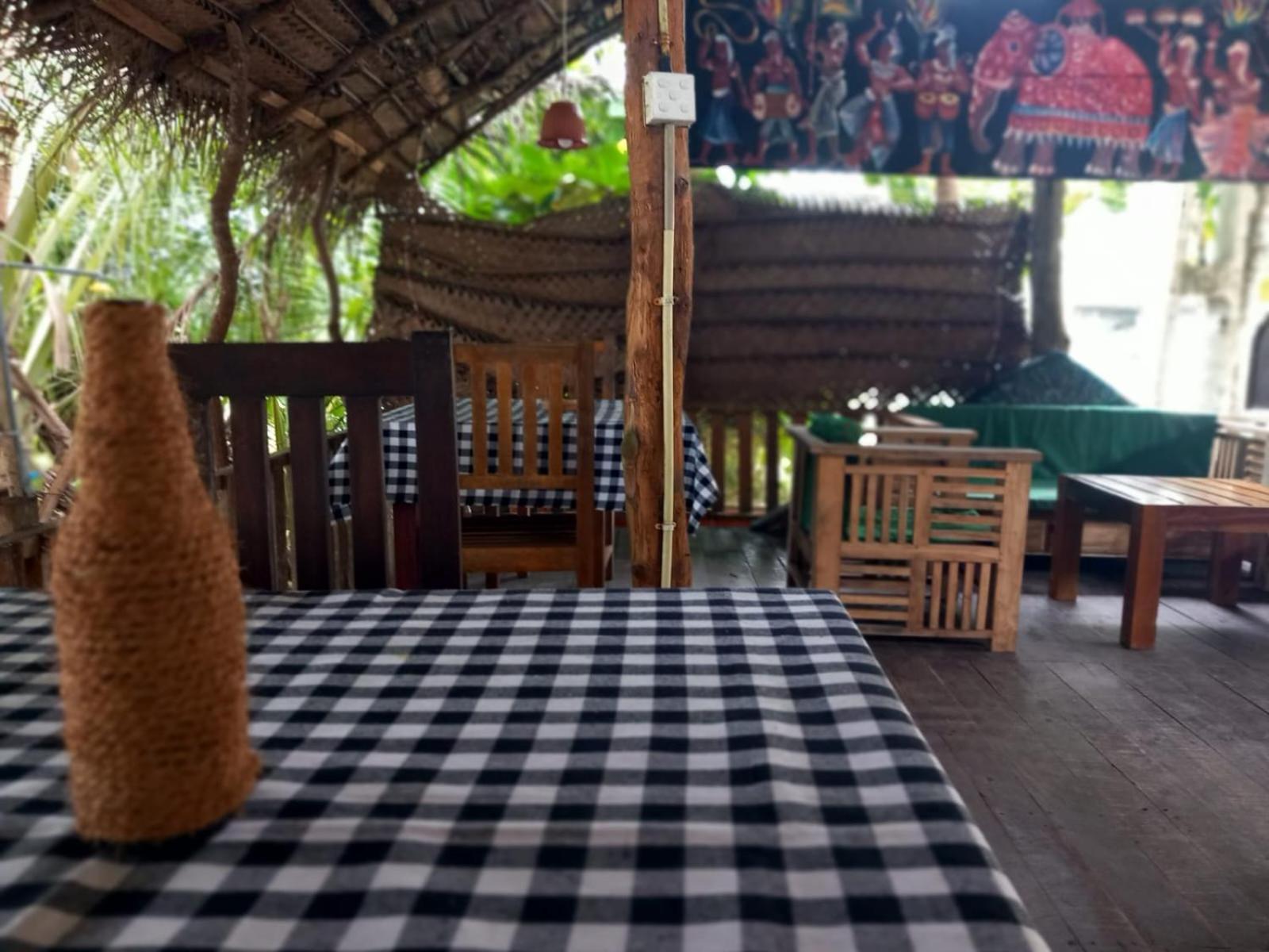 Blue Horizon Beach Hotel Tangalle Eksteriør billede